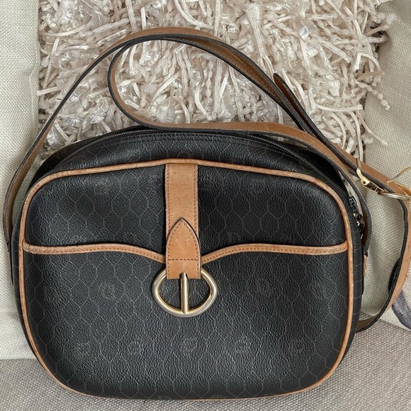 ⭐️CHRISTIAN DIOR 🍯 COMB⭐️ Crossbody handbag W/Pouch✨She is a beauty✨💯AuThEnTiC - Picture 3 of 14